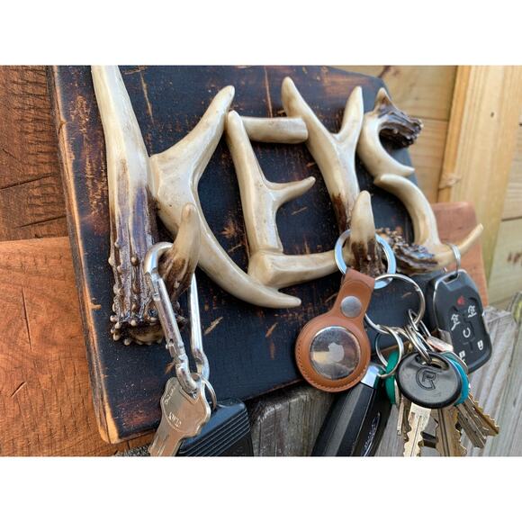 Rustic Deer Antler Horns Keychain Holder - Picture 8 of 8